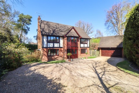 Aldershot Road, Church Crookham, Fleet