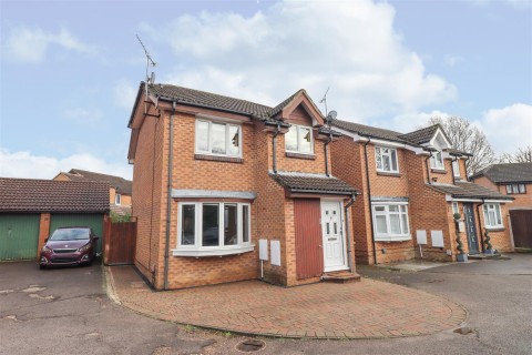 View Full Details for Whitebeam Gardens, Farnborough