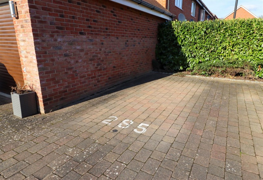 Images for Willowbourne, Fleet