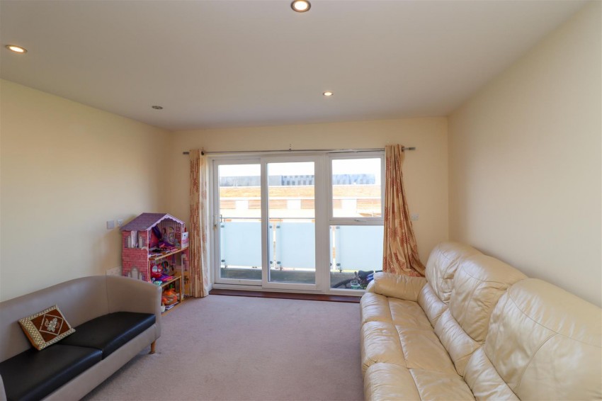Images for Rushley Way, Kennet Island, Reading