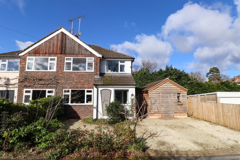 Nursery Close, Fleet