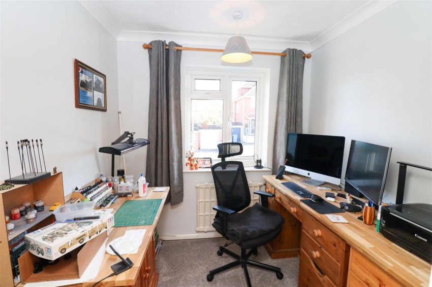 Images for Ferndale Road, Church Crookham, Fleet