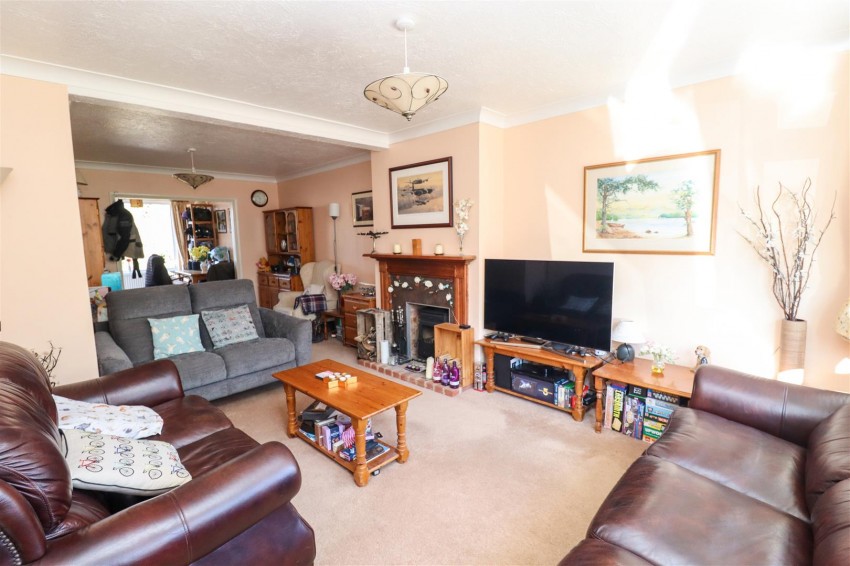 Images for Ferndale Road, Church Crookham, Fleet