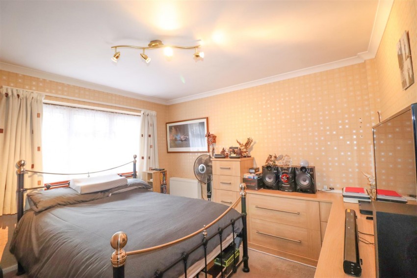 Images for West Heath Road, Farnborough