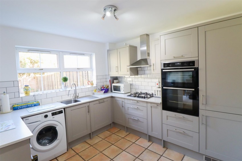 Images for Tadley Close, Fleet