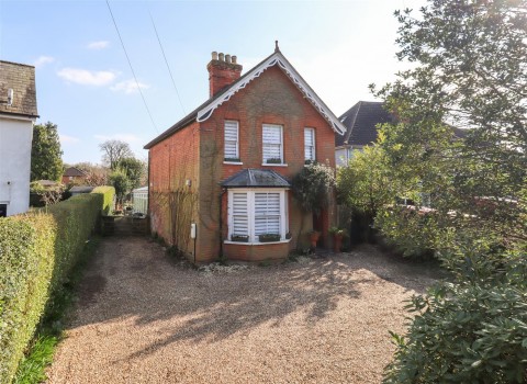 View Full Details for Aldershot Road, Church Crookham, Fleet