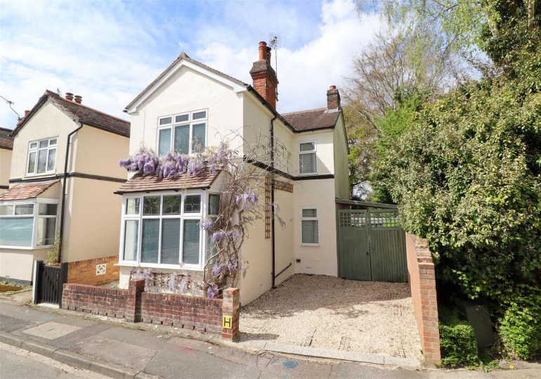 Lyndford Terrace, Fleet