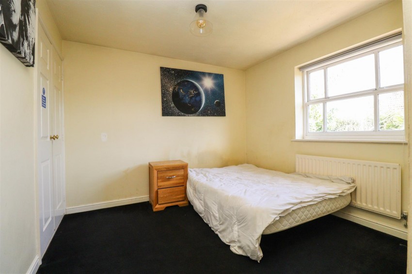Images for Camus Close, Church Crookham, Fleet