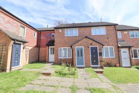 View Full Details for Rifle Way, Farnborough