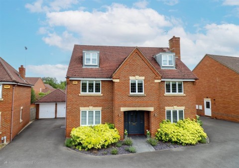 Spreadbury Drive, Fleet