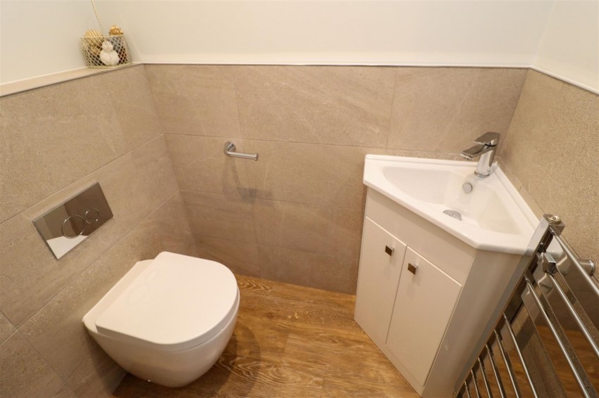 Images for Spreadbury Drive, Fleet