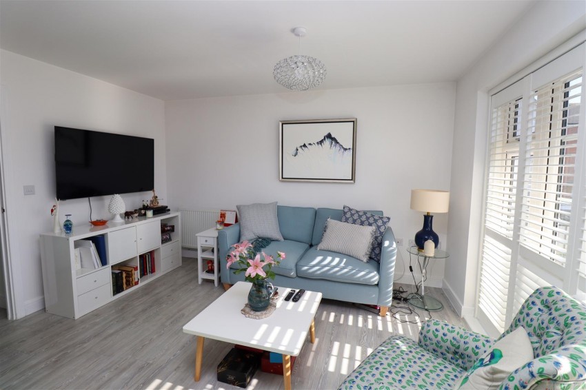 Images for Newton Drive, Church Crookham, Fleet