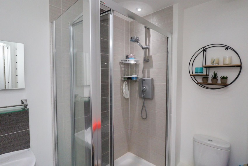 Images for Newton Drive, Church Crookham, Fleet