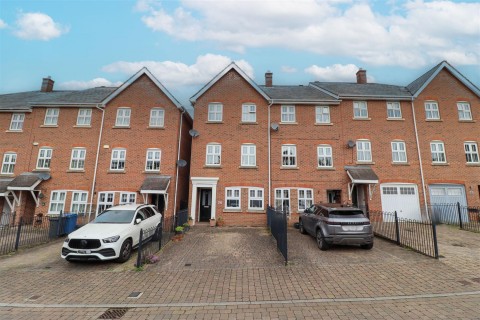 View Full Details for Kingsley Square, Fleet