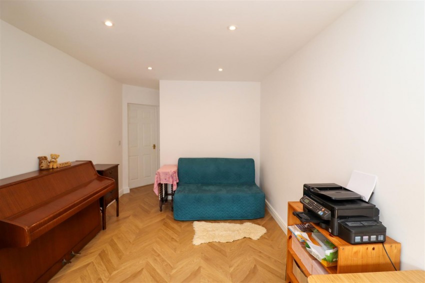 Images for Kingsley Square, Fleet