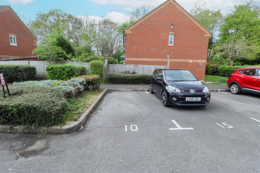 Images for Bechin Close, Church Crookham, Fleet