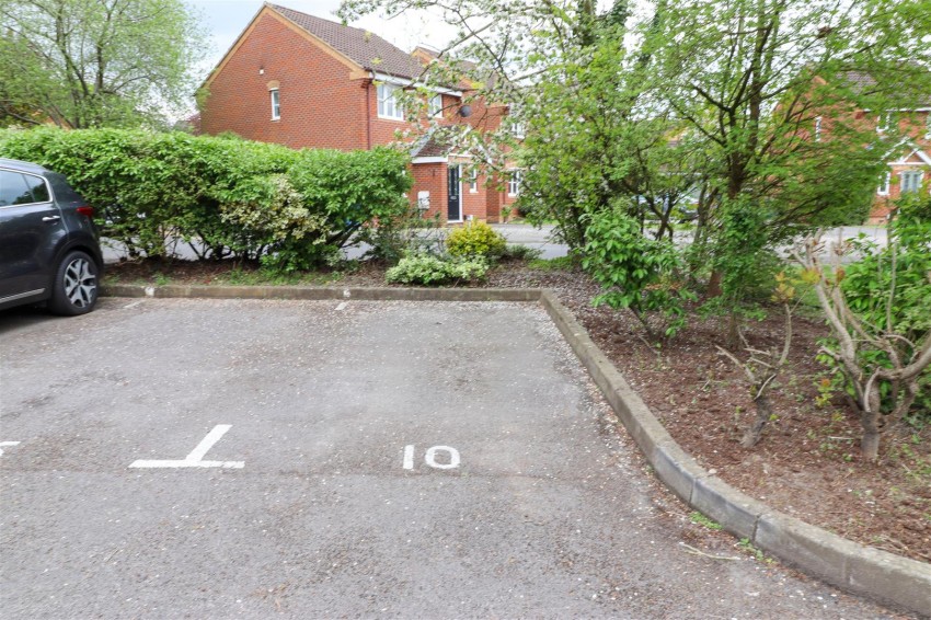 Images for Bechin Close, Church Crookham, Fleet