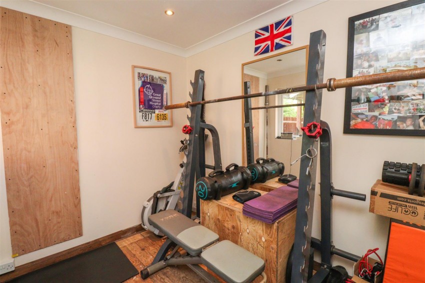 Images for Drovers End, Fleet