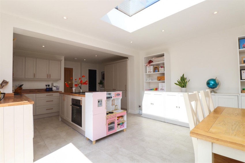 Images for Drovers End, Fleet