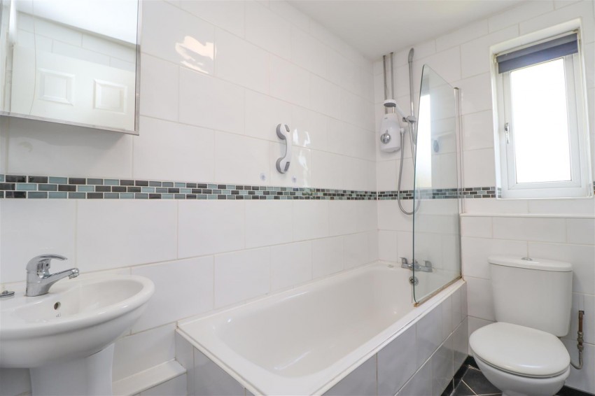 Images for Gleneagles Drive, Farnborough