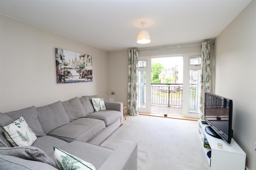 Images for Jubilee Drive, Church Crookham, Fleet