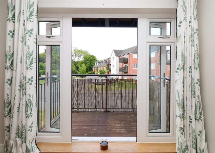 Images for Jubilee Drive, Church Crookham, Fleet
