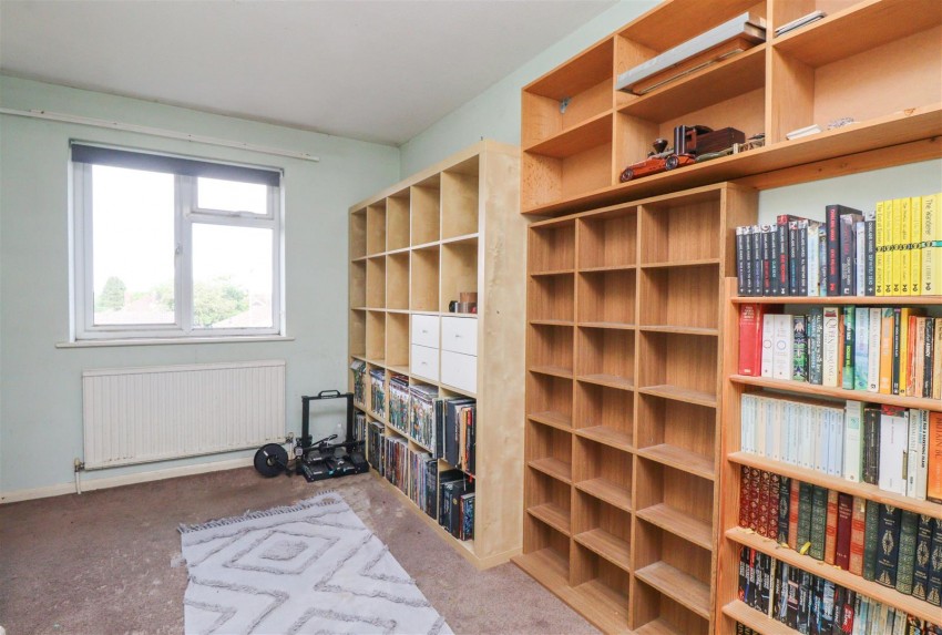 Images for Laurel Close, North Warnborough, Hampshire