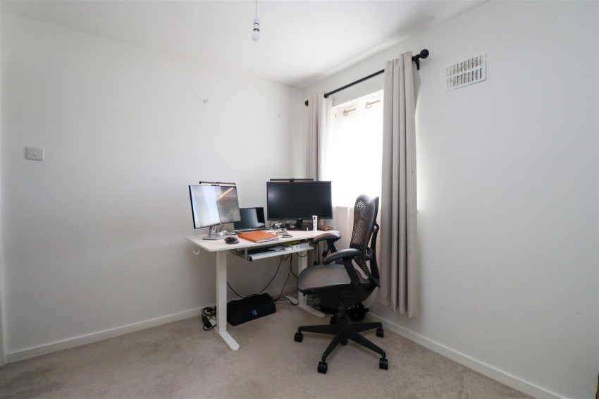 Images for Ryebeck Road, Church Crookham, Fleet