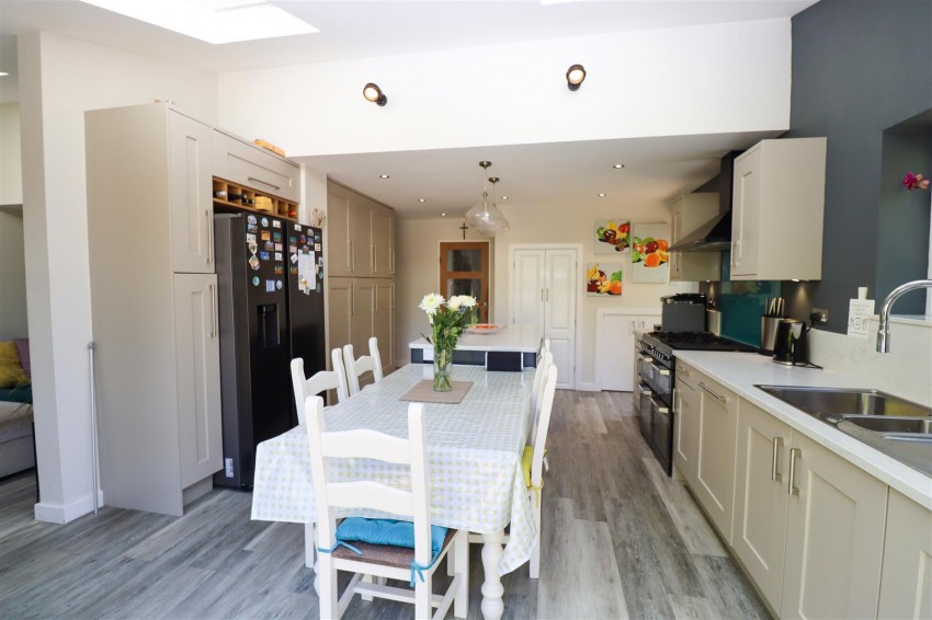 Images for Ryebeck Road, Church Crookham, Fleet