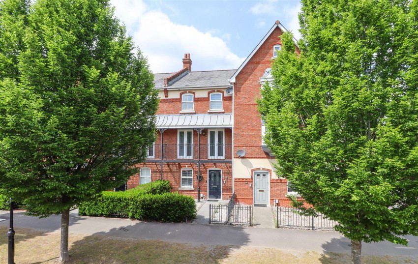 Images for Turners Avenue, Fleet