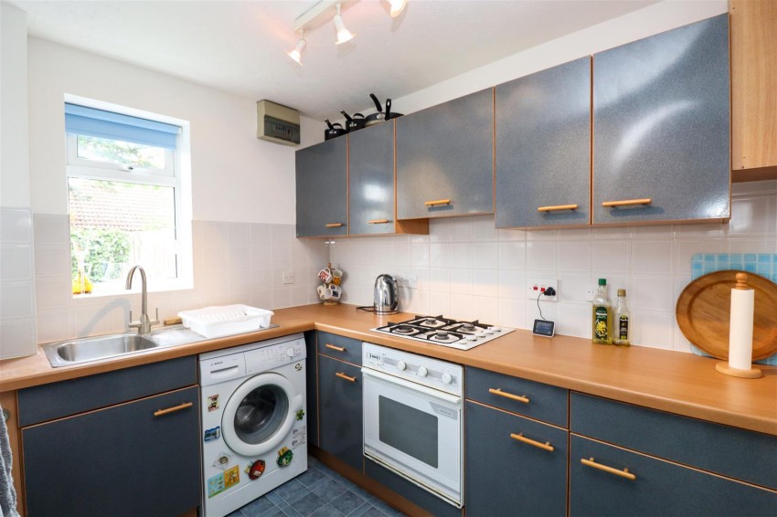 Images for Barn Meadow Close, Church Crookham, Fleet