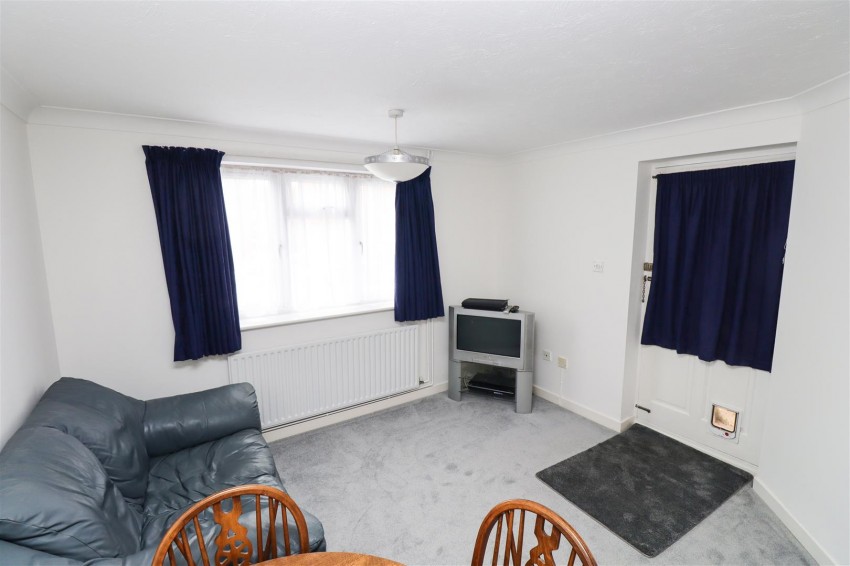 Images for Barn Meadow Close, Church Crookham, Fleet