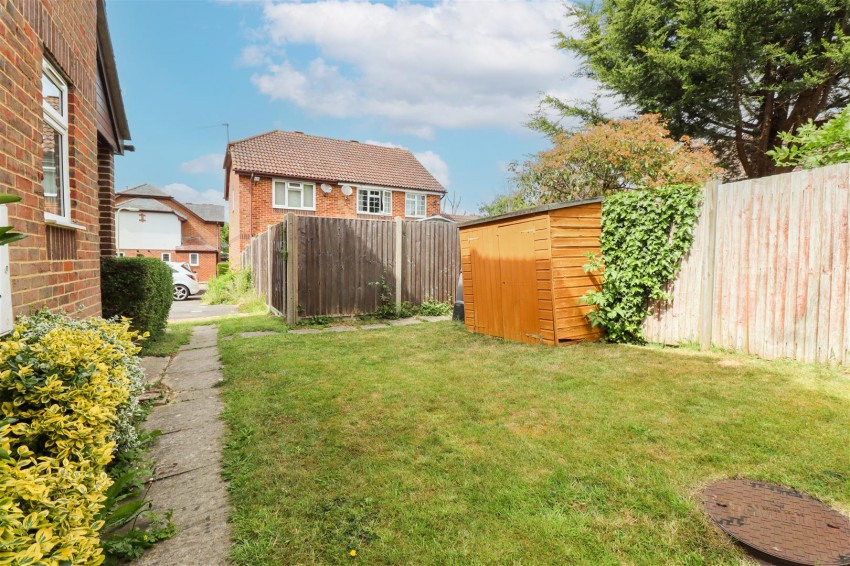Images for Barn Meadow Close, Church Crookham, Fleet