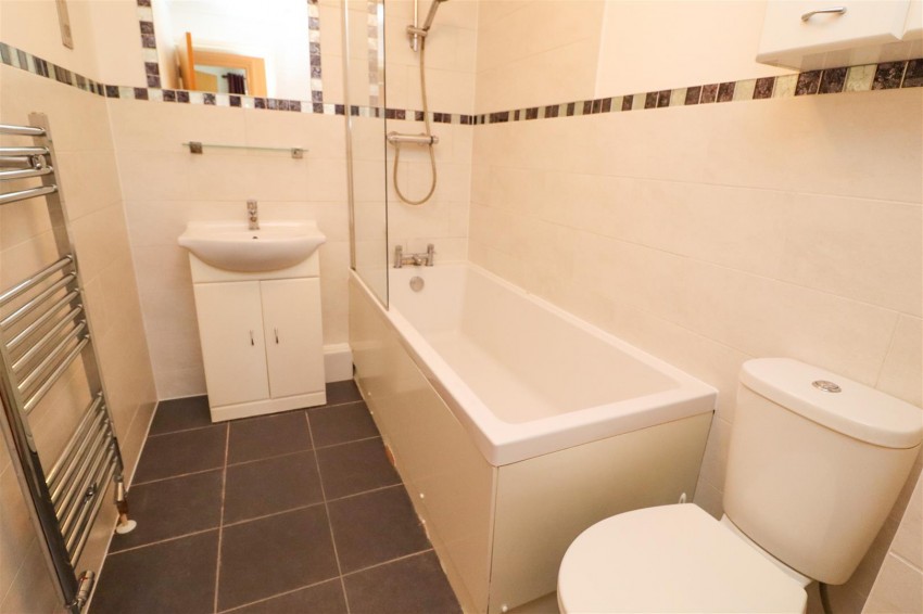 Images for Saddleback Way, Fleet
