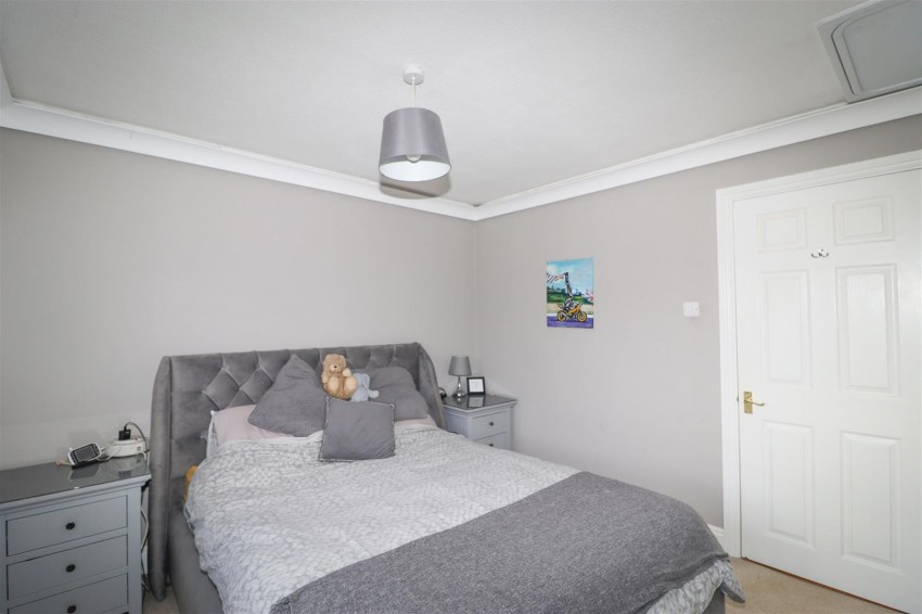 Images for Aldershot Road, Church Crookham