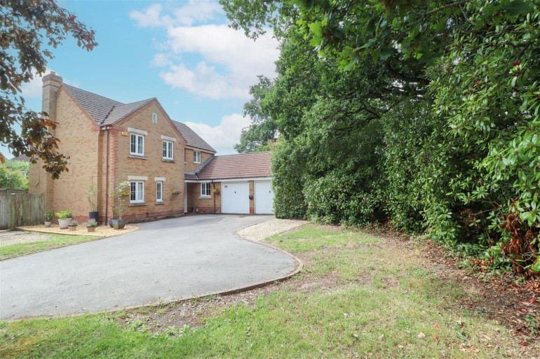 Browning Road, Church Crookham, Fleet
