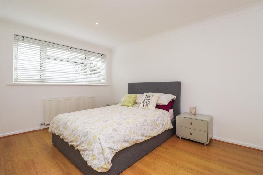 Images for Folly Close, Fleet