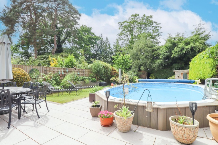 Images for Folly Close, Fleet