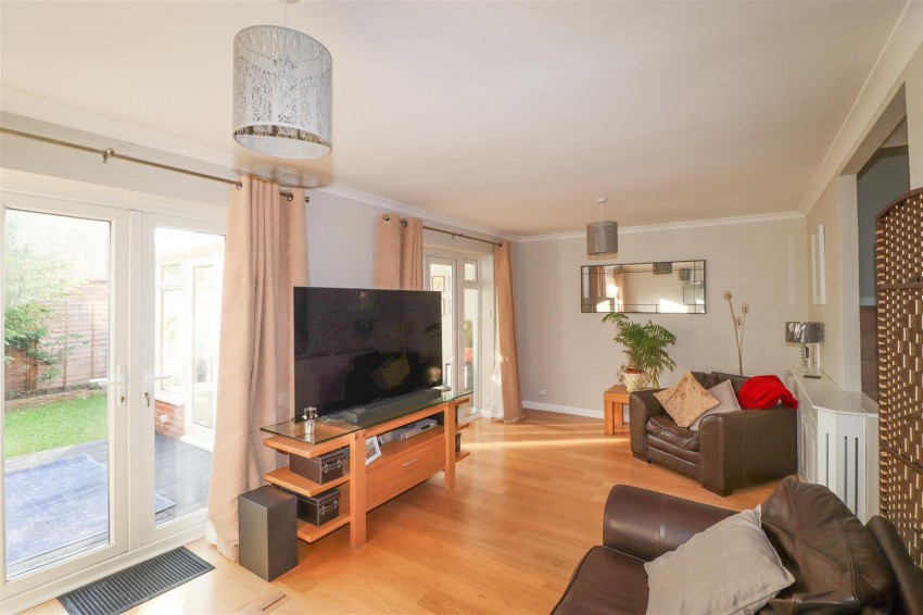 Images for Chatsworth Road, Farnborough