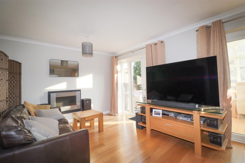 Images for Chatsworth Road, Farnborough
