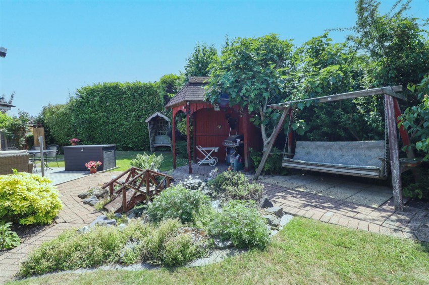 Images for Madeley Road, Church Crookham