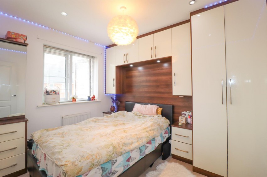 Images for Thompson Way, Farnborough