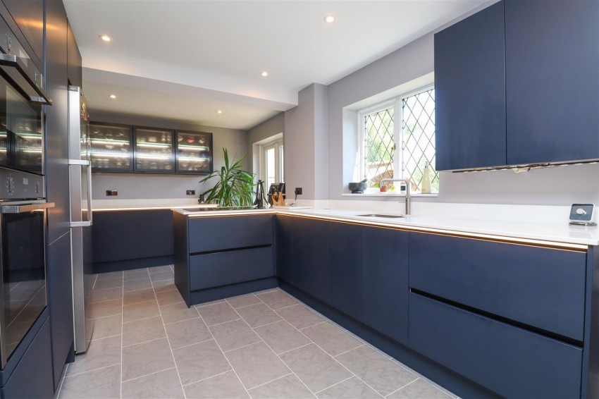 Images for Sian Close, Church Crookham