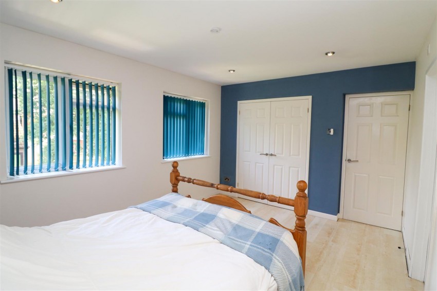 Images for Oaken Copse, Church Crookham, Fleet