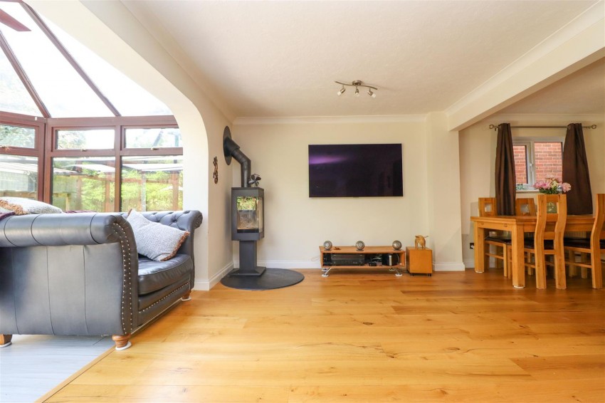 Images for Oaken Copse, Church Crookham, Fleet