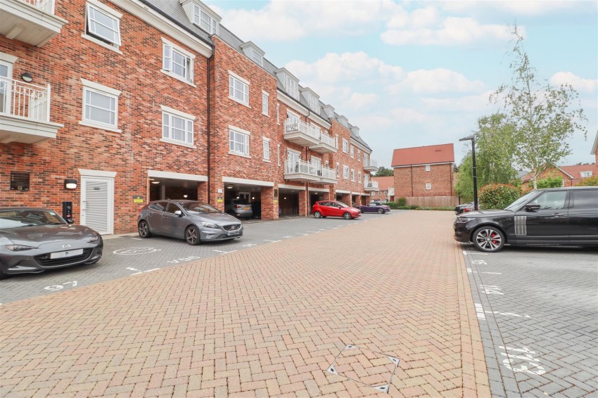 Images for Pyestock Way, Fleet