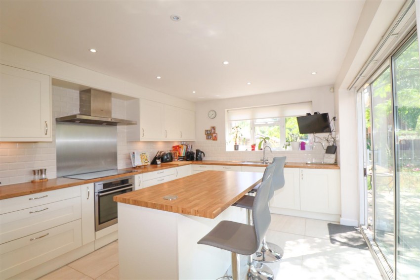 Images for Fleet Road, Farnborough