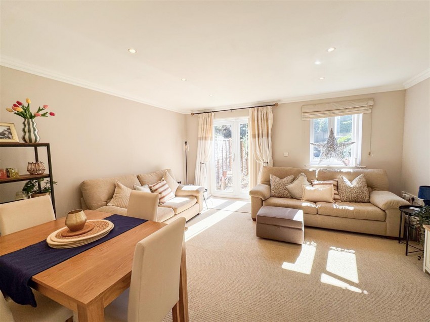 Images for Holt Lane, Hook