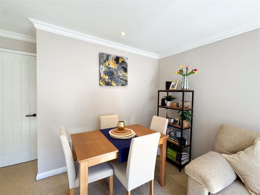 Images for Holt Lane, Hook