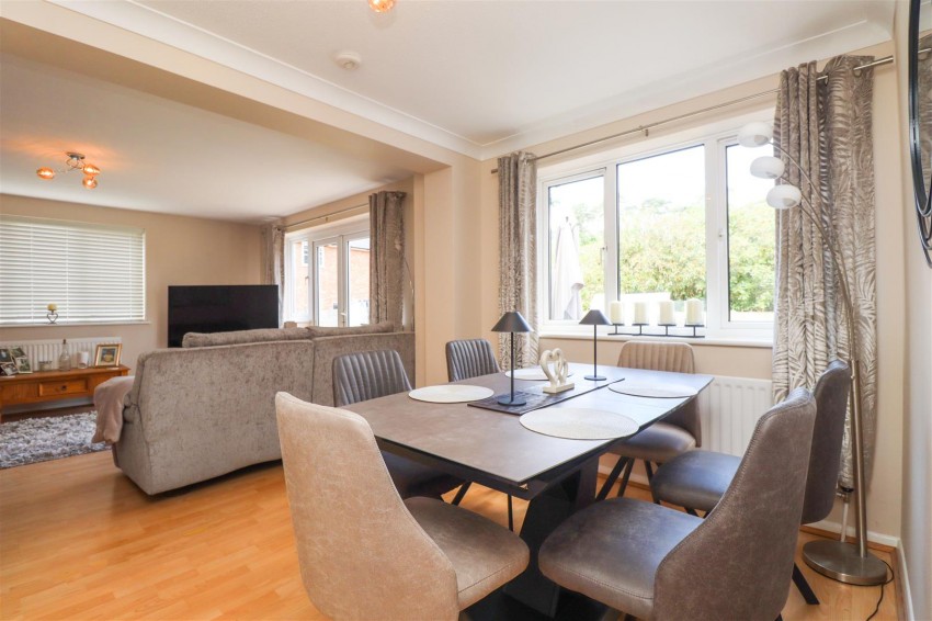 Images for Vivian Close, Church Crookham, Fleet